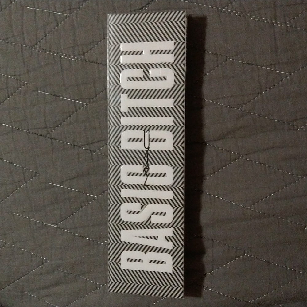 Mac Basic Bitch Palette